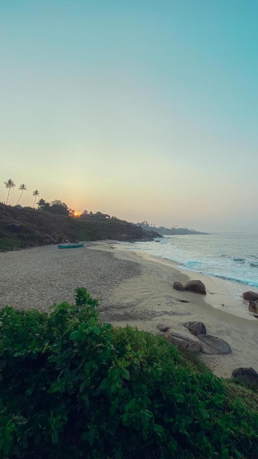 Rockholm At The Light House Beach Kovalam Luaran gambar