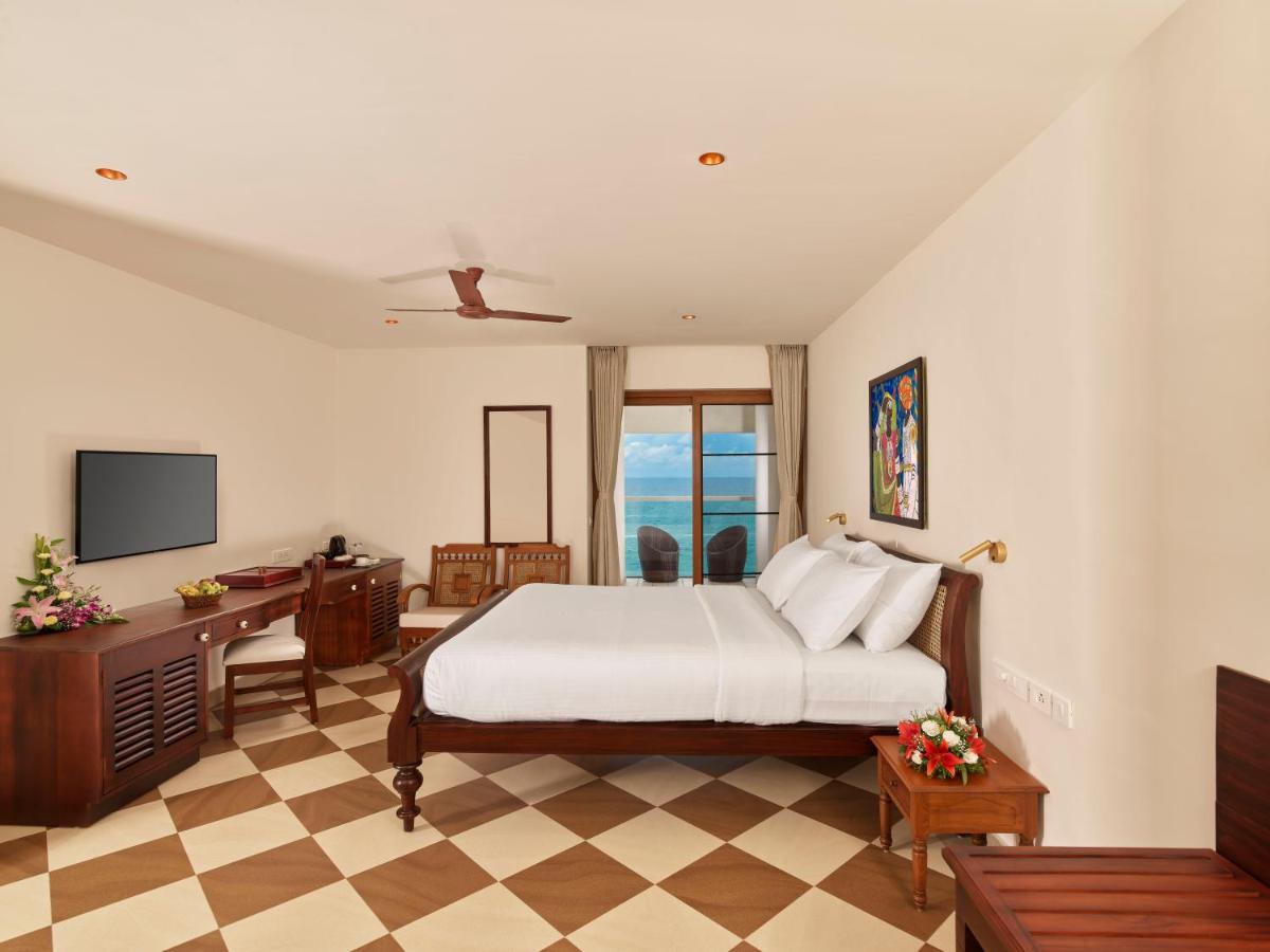Rockholm At The Light House Beach Kovalam Luaran gambar